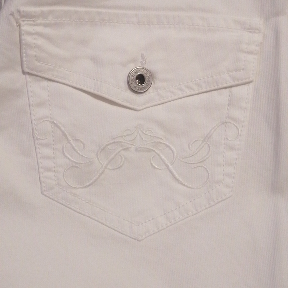 NWOT, jeanstar ladies white capris, size..4 - Picture 5 of 10